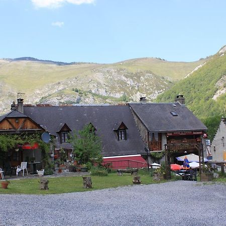 Auberge Des Pyrenees Сент-Мари-де-Кампан Экстерьер фото