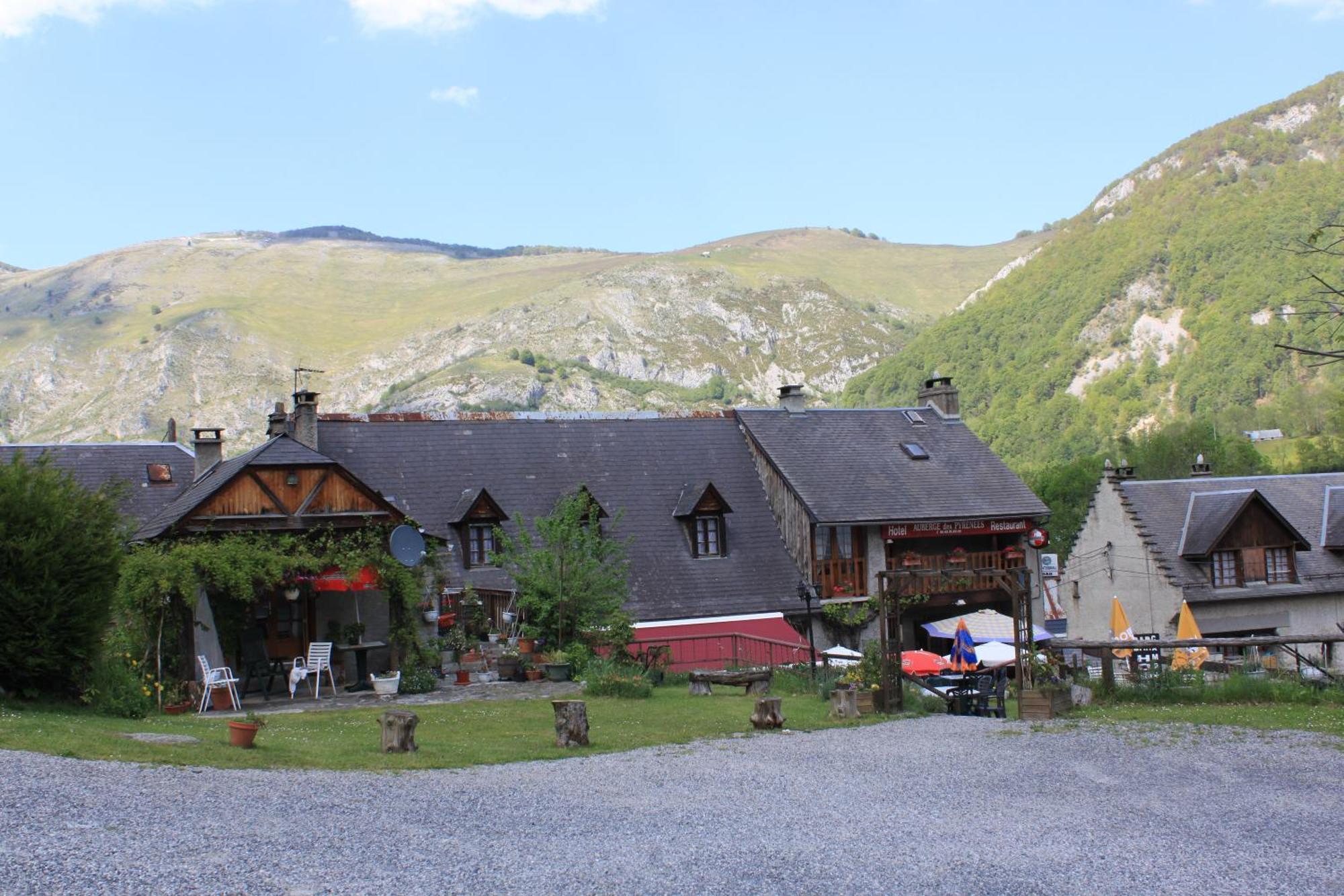 Auberge Des Pyrenees Сент-Мари-де-Кампан Экстерьер фото